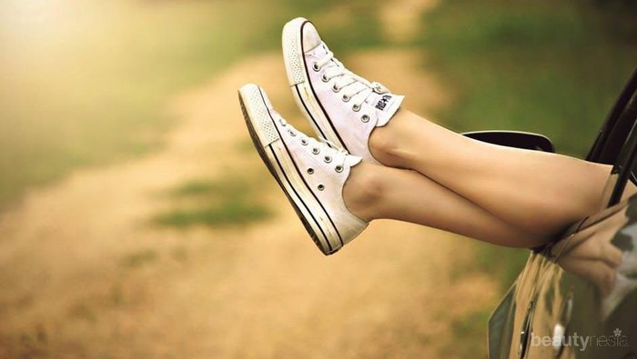 Ikuti 4 Tips Mudah Merawat Sepatu Kanvas Ini Agar Tetap Bersih dan Awet!