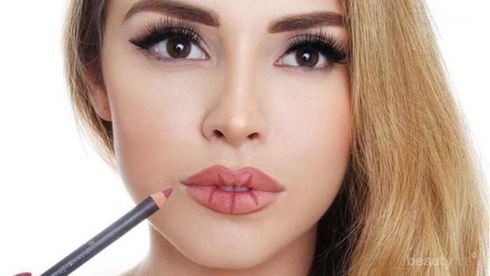 Tidak Cuma Wajah, Bibir Juga Bisa Di-Contour! Coba Lip Contouring untuk Bibir ala Kyle Jenner