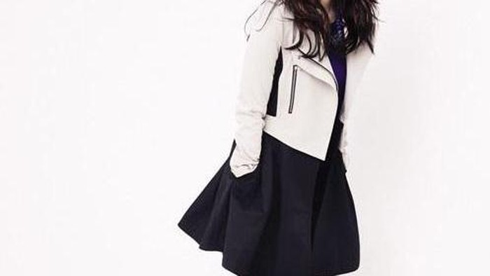 Tampil Tetap Asik dan Fashionable Meskipun dengan Padu Padan Rok Mini Hitam Tampil Tetap Asik dan Fashionable Meskipun dengan Padu Padan Rok Mini Hitam