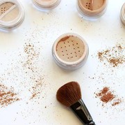 Pemilik Kulit Sawo Matang, Inilah Tips Memilih Bedak yang Paling Tepat Untuk Jenis Kulitmu!