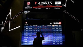 IHSG Diprediksi Menguat Terbatas Awal Pekan Ini