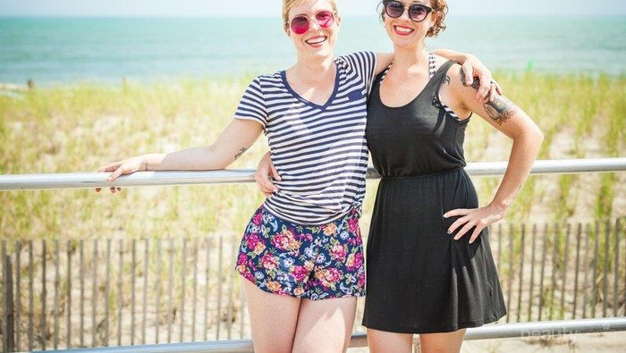 7 Rekomendasi Pakaian Paling Nyaman dan Stylish untuk Berlibur Ke Pantai