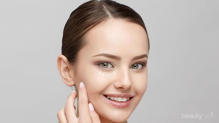 Cari Tahu Tips Meratakan Concealer yang Tepat Agar Wajah Mulus Sempurna!
