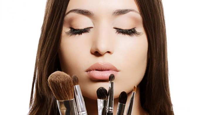 Pemula Makeup! Ingatlah 4 Nasehat Bijak Ini Saat Bereksperimen dengan Makeup-mu