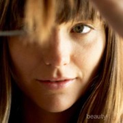 4 Tips Perawatan Rambut Rusak Karena Bleaching yang Perlu Kamu Lakukan Segera