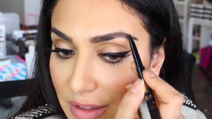 5 Pensil Alis Profesional untuk Mendapatkan Tampilan Alis On Fleek