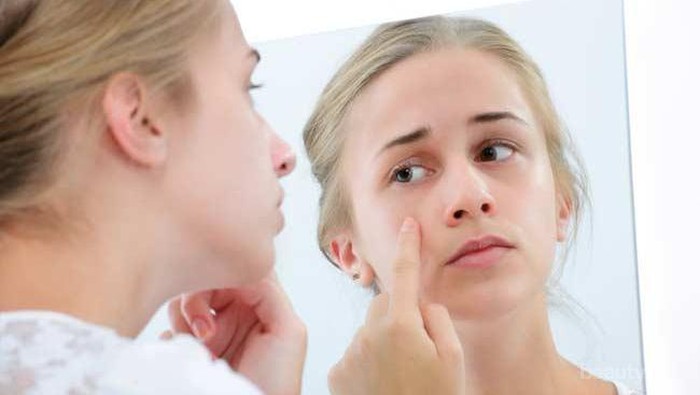 Produk Kecantikan Sehari-Hari yang Seharusnya Dihindari Dari Kulit Wajah