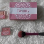 Ini Dia Rekomendasi 4 Blush On dengan Harga di Bawah Rp50.000