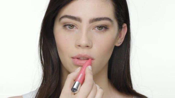 Ini Dia Lip Crayon yang Mempercantik Sekaligus Ampuh Melembapkan Bibirmu!