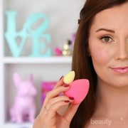 Perlu Kamu Tahu, Inilah Cara Menggunakan dan Merawat Sponge Makeup yang Benar