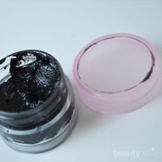 Mudah dan Murah, Yuk Buat Sendiri DIY Gel Eyeliner di Rumah!