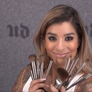 Tips Makeup untuk Kulit Berminyak dari MUA Urban Decay, Amanda Rodriguez