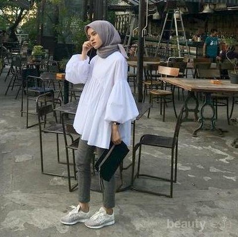 Style hijab deals dengan sneakers