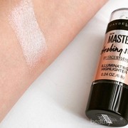 Review: Maybelline FaceStudio Master Strobing Stick Illuminating Highlighter