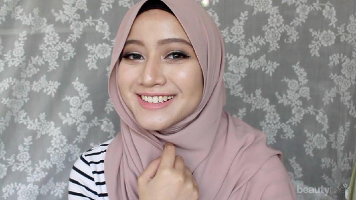 Ini Dia Tutorial Make Up yang Simpel dan Lengkap untuk Hijabers!