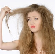 Ada Cara Ampuh untuk Menjinakkan Rambut Kaku dan Kasar. Kamu Mau Coba?