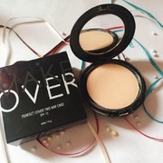 Make Over Perfect Cover Two Way Cake Agar Kulit Flawless Tanpa Ribet!