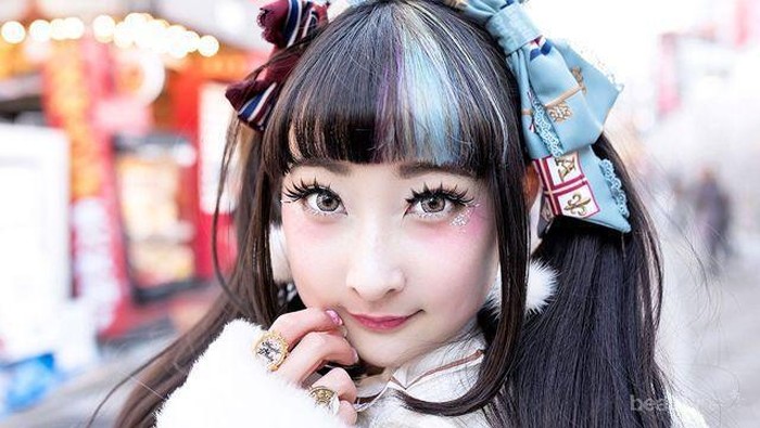 4 Rekomendasi Blush On untuk Membuat Momoko Look yang Sempurna