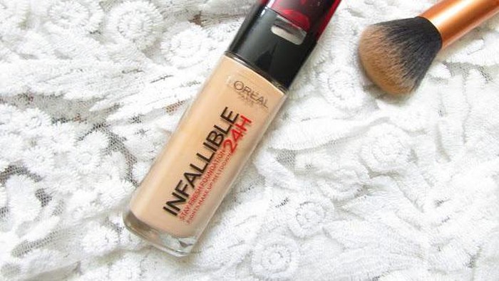 Kamu Bisa Dapatkan Wajah Glowy, Fresh, Serta Tahan Lama dengan Foundation Satu Ini!