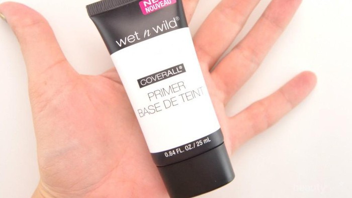 4 Pilihan Make Up Primer Drugstore Terbaik untuk Solusi Wajah Berjerawat!