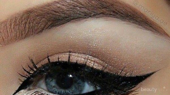 Buat Pemula, Ikuti Tutorial Ini untuk Mengaplikasikan Eyeliner Dengan Mudah!