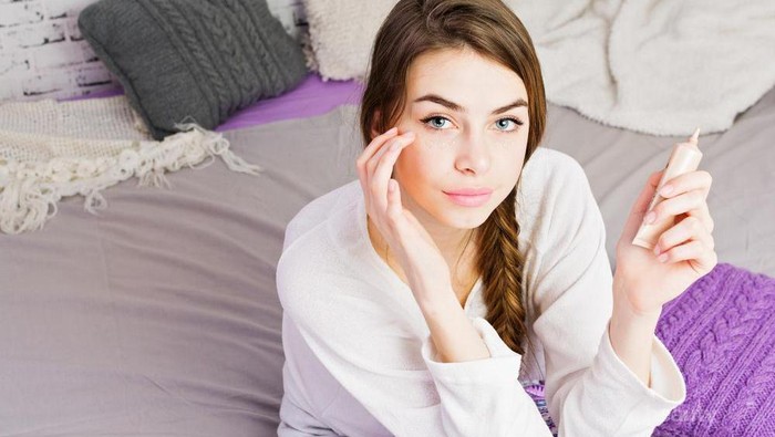 Concealer Favorit di 2017 yang Mampu Samarkan Noda dan Bikin Wajah Flawless Seketika