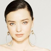 Ingin Mendapatkan Natural Look Seperti Miranda Kerr? Ini Dia Rahasia Makeupnya!
