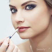 Mau Tahu Kenapa Makeup-nya Selalu Terlihat On Point? Inilah Rahasianya!