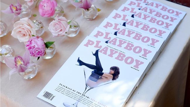 Penyebaran virus corona menjadi momentum bagi majalah Playboy untuk mempercepat keputusan menghentikan produksi cetak dan beralih ke platform digital.