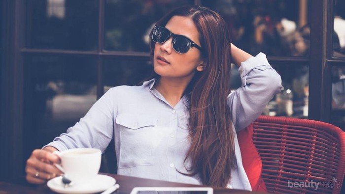 Fashion Item Kasual Wajib Punya untuk Siap Tampil Modis ke Kantor