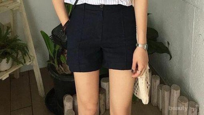 Kalau Ingin Nyaman, Inilah 5 Tips Berpakaian Saat Cuaca Panas yang Perlu Kamu Tiru!