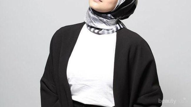 Inspirasi Hijab Segiempat Simple Cantik Ala Vlogger dan Selebgram Tanah Air