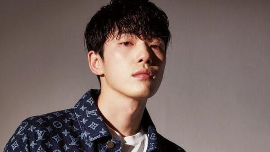 Berakhir Tragis di 'Crash Landing on You', Kim Jung Hyun Dibetein Teman Kim Jung Hyun mengisahkan pengalaman menarik setelah selesai syuting Crash Landing on You
