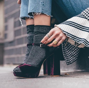 img-title 5 Tips Pintar Padupadan Kaos Kaki dengan High Heels Agar Tetap Fashionable