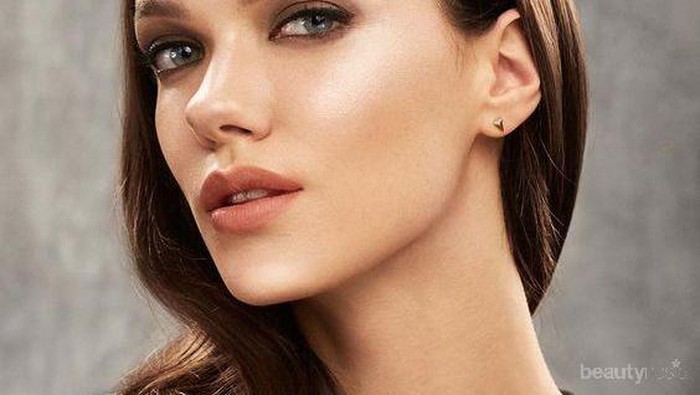 Ini 5 Highlighter yang Dipakai Makeup Artist