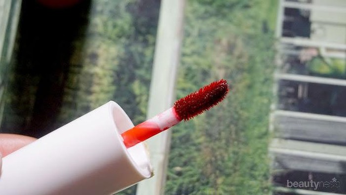 Dapatkan Gradient Lips Ala Korea dengan Gel Tint Natural Ini!