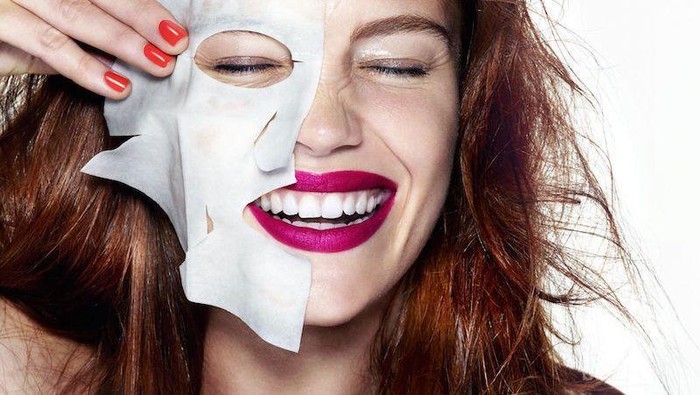 Future Face Mask! Sheet Mask Kering dari Make-Up Artist Charlotte Tilbury