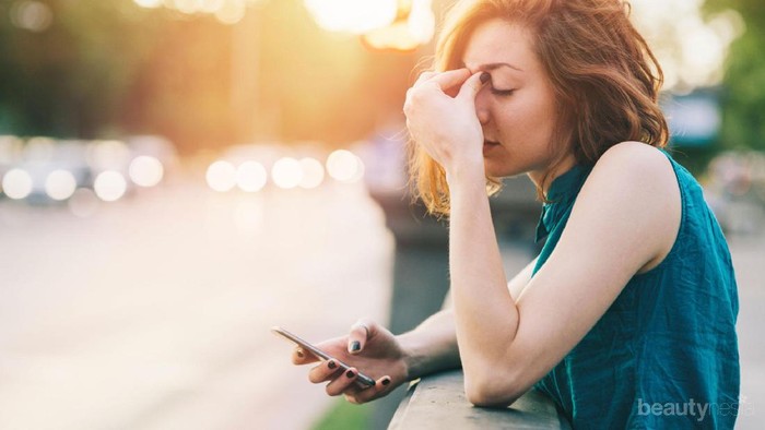 Apa Benar Smartphone Bisa Membuat Kamu Cepat Tua? Ini Jawabannya!