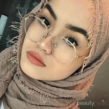 Simak Tips Ini untuk Tahu Model Hijab Mana yang Paling Cocok dengan Bentuk Wajahmu!