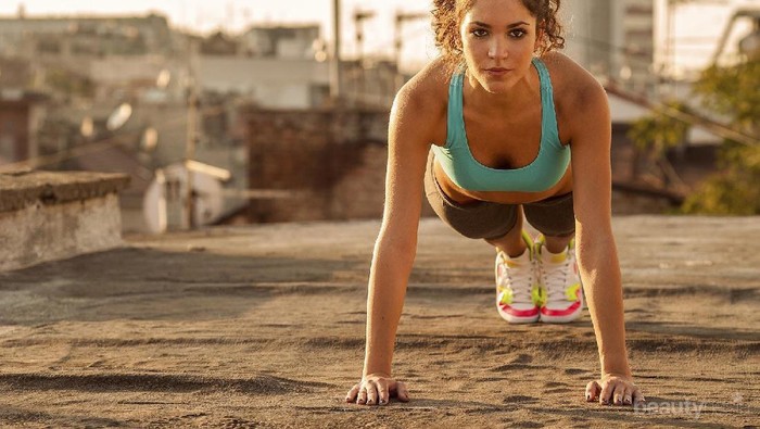 3 Menit Bakar Kalori Super Cepat dengan Lakukan Gerakan Mudah Berikut Ini!