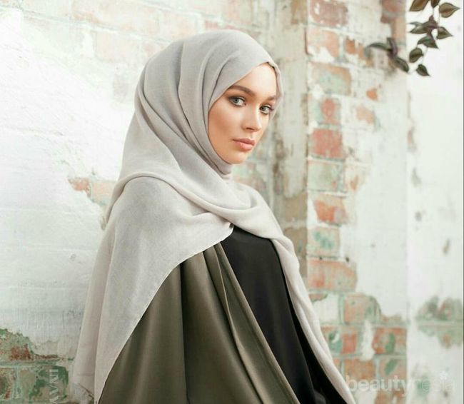 Nah Ini Dia Kombinasi  Warna yang Cocok dengan Hijab Warna 