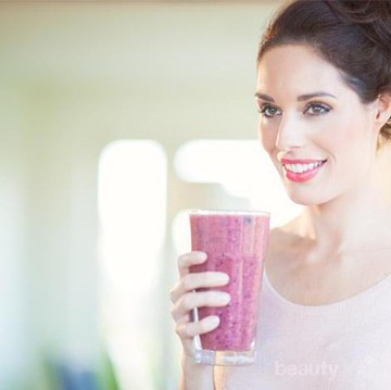 Daripada Minum Energy Drink Instan, Pulihkan Energimu Dengan Resep DIY Smoothie Segar Ini!