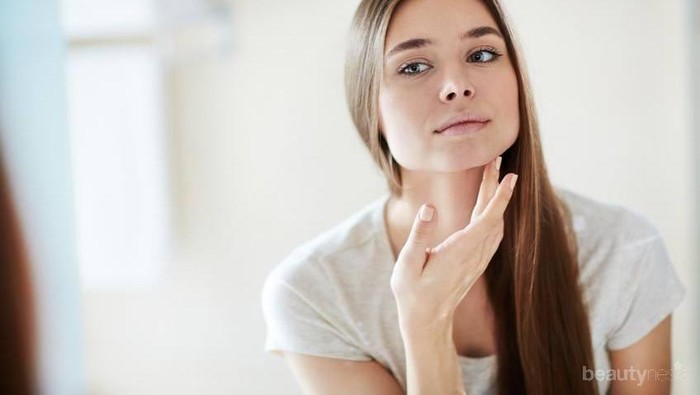 Hobi Menggunakan Skincare Berlapis? Ketahui Bahan yang Bahaya Jika Digunakan Bersamaan!