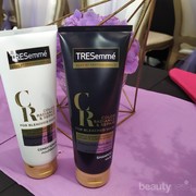 Kesal dengan Rambut Kuning Setelah Bleaching? TRESemm Sekarang Punya Purple Shampoo Buat Mengatasinya!