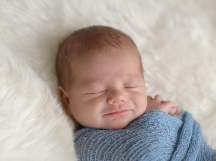 Ketahui Durasi Menyusui Bayi Baru Lahir, Sesuai Ukuran Lambungnya Bun