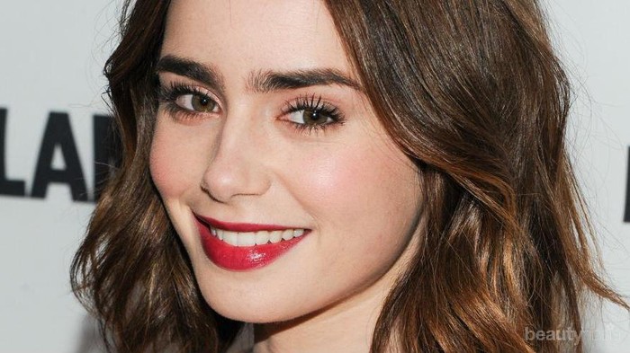 Wow, Ternyata Kamu Bisa Pakai Vaseline Petroleum Jelly untuk Melebatkan Alis dan Bulu Mata Lho!