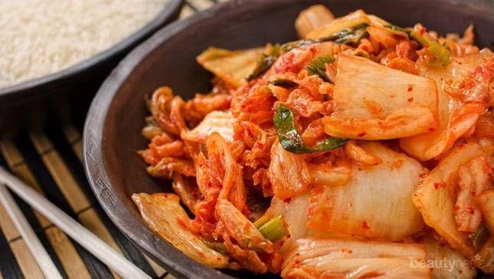 Resep Kimchi Ini Bisa Bikin Berat Badanmu Turun Cepat Lho!