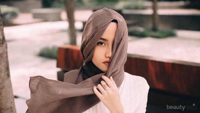 7 Kesalahan yang Membuat Rambutmu Cepat Rusak