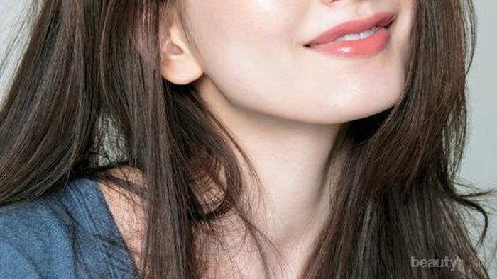 Kulit Bening dan Dewy Ala Wanita Korea dengan Cleansing Oil Ini