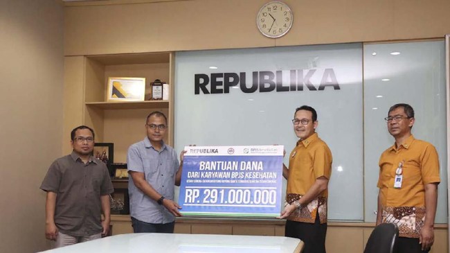 BPJS Kesehatan membuka donasi bersama PB IDI dan Republika untuk membantu kebutuhan Alat Pelindung Diri bagi tenaga medis dalam menghadapi corona.